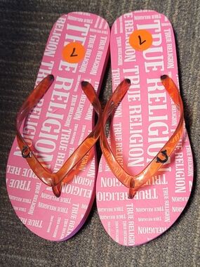True Religion Pink Footbed Sandals with Amber Straps